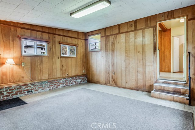 1813 Lynngrove Drive, Manhattan Beach, California 90266, 2 Bedrooms Bedrooms, ,Residential,Sold,Lynngrove,SB18291838