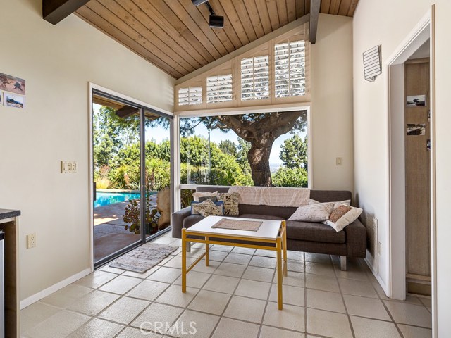 8 Eastfield Drive, Rolling Hills, California 90274, 5 Bedrooms Bedrooms, ,2 BathroomsBathrooms,Residential,Sold,Eastfield,SB17221489