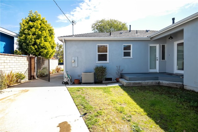1605 Harkness, Manhattan Beach, California 90266, 3 Bedrooms Bedrooms, ,1 BathroomBathrooms,Residential,Sold,Harkness,SB21055276
