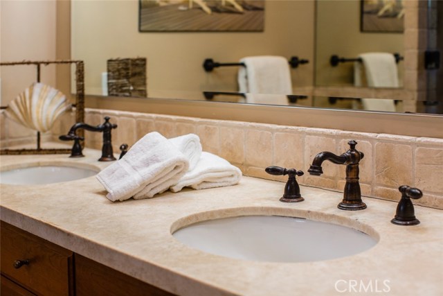 Beautiful Mediterranean finishes