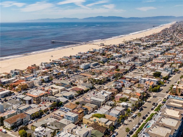 442 Bayview Avenue, Hermosa Beach, California 90254, 3 Bedrooms Bedrooms, ,2 BathroomsBathrooms,Residential,Sold,Bayview,SB20080703