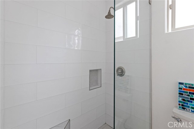 952 15th Street, Hermosa Beach, California 90254, 4 Bedrooms Bedrooms, ,3 BathroomsBathrooms,Residential,Sold,15th,SB20106766