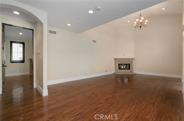 200 Avenue C, Redondo Beach, California 90277, 4 Bedrooms Bedrooms, ,2 BathroomsBathrooms,Residential,Sold,Avenue C,SB18107181