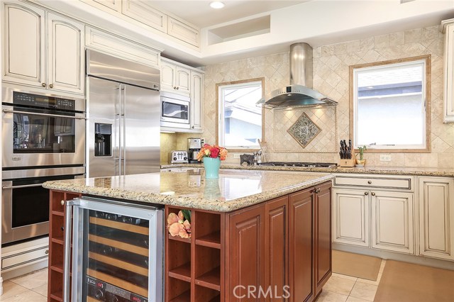 607 Guadalupe Avenue, Redondo Beach, California 90277, 4 Bedrooms Bedrooms, ,4 BathroomsBathrooms,Residential,Sold,Guadalupe,SB19155656