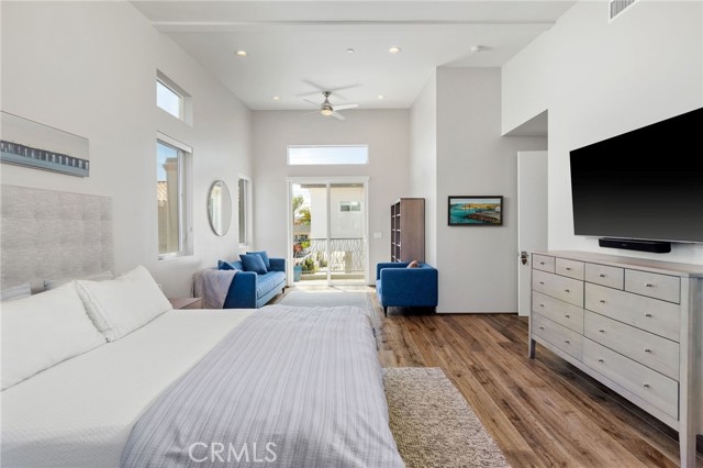 2013 Voorhees Avenue, Redondo Beach, California 90278, 4 Bedrooms Bedrooms, ,3 BathroomsBathrooms,Residential,Sold,Voorhees,SB21088037