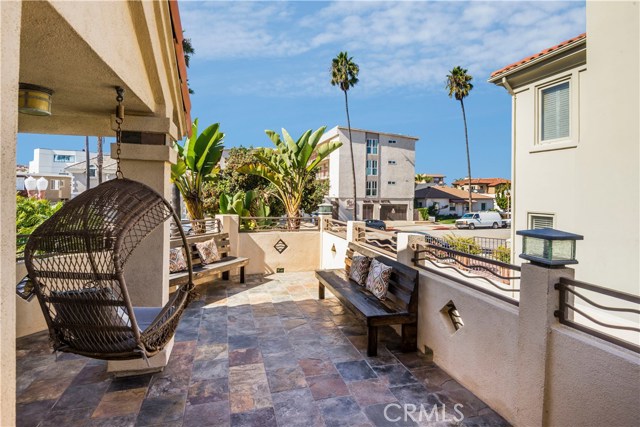 730 Catalina Avenue, Redondo Beach, California 90277, 3 Bedrooms Bedrooms, ,2 BathroomsBathrooms,Residential,Sold,Catalina,SB18261385