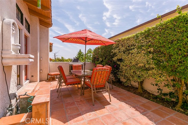 210 Prospect Avenue, Redondo Beach, California 90277, 3 Bedrooms Bedrooms, ,2 BathroomsBathrooms,Residential,Sold,Prospect,SB19105053