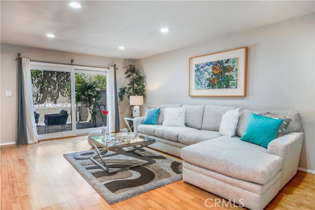7 Via Granada, Rolling Hills Estates, California 90274, 3 Bedrooms Bedrooms, ,1 BathroomBathrooms,Residential,Sold,Via Granada,PV21057173