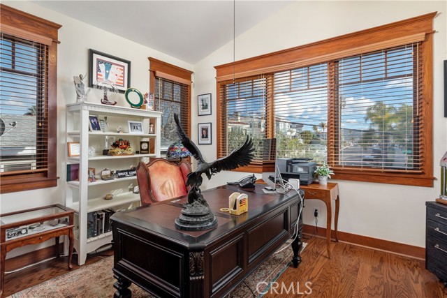 Top floor 4th Bedroom is used as office