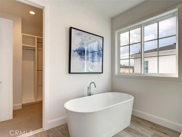 2420 Huntington Lane, Redondo Beach, California 90278, 4 Bedrooms Bedrooms, ,3 BathroomsBathrooms,Residential,Sold,Huntington,PW20101763