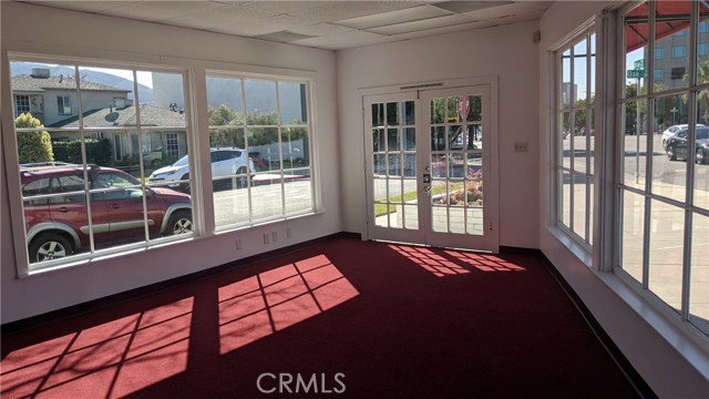 Olive, 91506, ,Commercial,For Sale,Olive,BB20176016