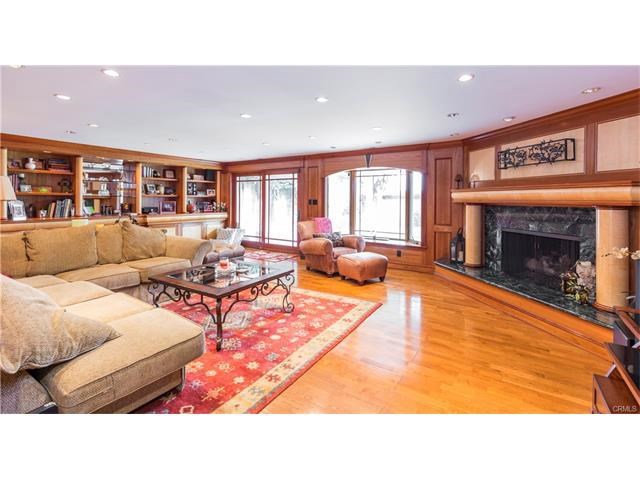 712 Poinsettia Avenue, Manhattan Beach, California 90266, 4 Bedrooms Bedrooms, ,2 BathroomsBathrooms,Residential,Sold,Poinsettia,SB17073173