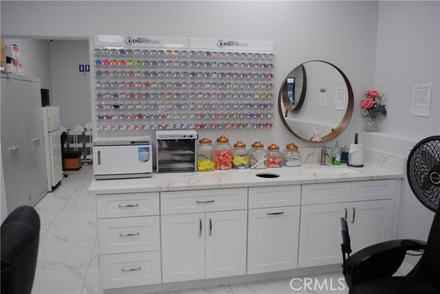 FOOTHILL, ,Business Opportunity,For Sale,FOOTHILL,CV20212443