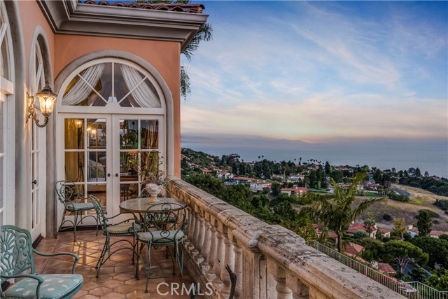 1429 Via Zumaya, Palos Verdes Estates, California 90274, 5 Bedrooms Bedrooms, ,6 BathroomsBathrooms,Residential,Sold,Via Zumaya,PV18119297