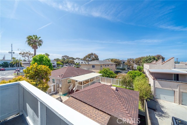 403 Elena Avenue, Redondo Beach, California 90277, 3 Bedrooms Bedrooms, ,2 BathroomsBathrooms,Residential,Sold,Elena,SB19198798