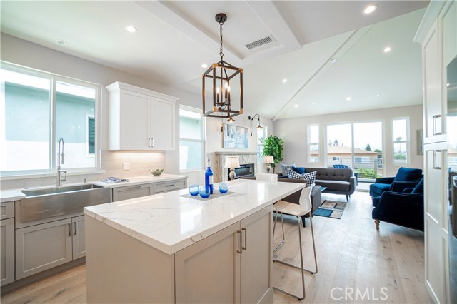 Kitchen & Family Room