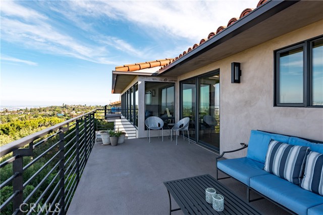 6061 Woodfern Drive, Rancho Palos Verdes, California 90275, 6 Bedrooms Bedrooms, ,4 BathroomsBathrooms,Residential,Sold,Woodfern,SB19042575