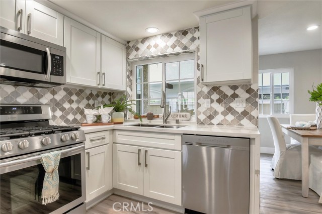 2109 Curtis Avenue, Redondo Beach, California 90278, 3 Bedrooms Bedrooms, ,2 BathroomsBathrooms,Residential,Sold,Curtis,SB20131731