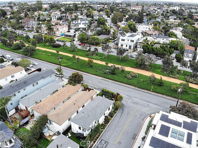 2801 Valley Drive, Manhattan Beach, California 90266, 2 Bedrooms Bedrooms, ,1 BathroomBathrooms,Residential,Sold,Valley,SB19012172