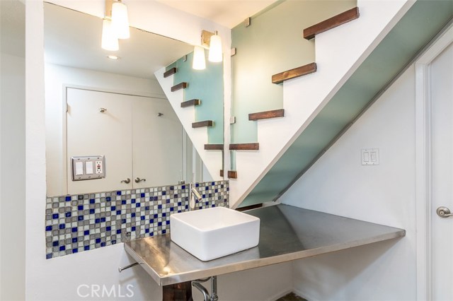 2322 Palos Verdes Drive, Palos Verdes Estates, California 90274, 2 Bedrooms Bedrooms, ,Residential,Sold,Palos Verdes,PV18187969