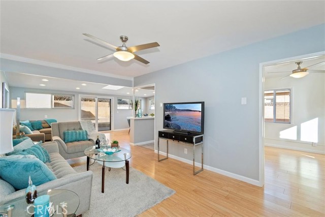 2607 183rd Street, Redondo Beach, California 90278, 3 Bedrooms Bedrooms, ,1 BathroomBathrooms,Residential,Sold,183rd,SB20233628