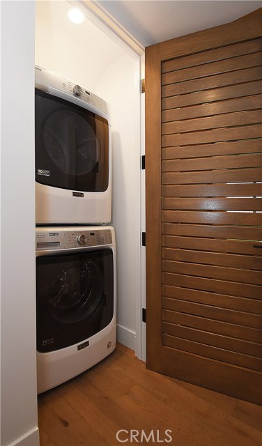 222 1st Place, Manhattan Beach, California 90266, 3 Bedrooms Bedrooms, ,3 BathroomsBathrooms,Residential,Sold,1st,SB19222616