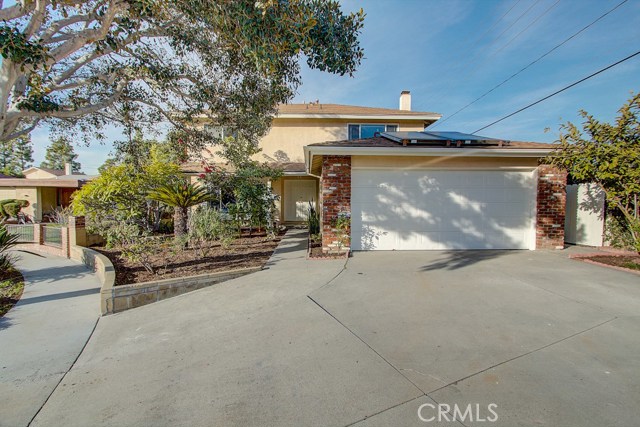 Photo of 13757 Oak Crest Drive, Cerritos, CA 90703
