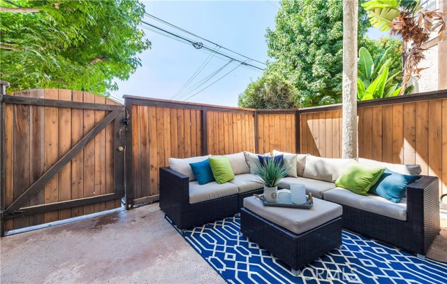2021 Carnegie Lane, Redondo Beach, California 90278, 3 Bedrooms Bedrooms, ,3 BathroomsBathrooms,Residential,Sold,Carnegie,SB17200239