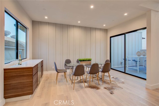 602 Irena Avenue, Redondo Beach, California 90277, 4 Bedrooms Bedrooms, ,4 BathroomsBathrooms,Residential,Sold,Irena,PV19131744