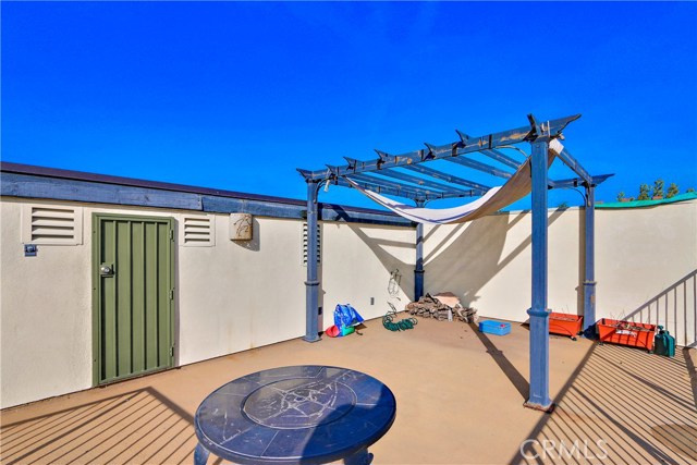 2705 Mathews Avenue, Redondo Beach, California 90278, 3 Bedrooms Bedrooms, ,3 BathroomsBathrooms,Residential,Sold,Mathews,SB18014318