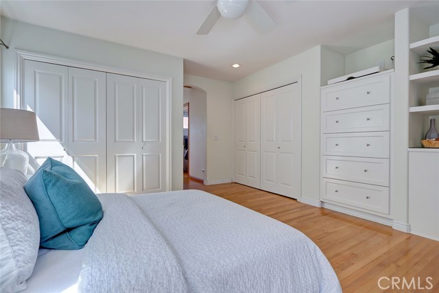 1057 8th Place, Hermosa Beach, California 90254, 5 Bedrooms Bedrooms, ,3 BathroomsBathrooms,Residential,Sold,8th,SB19212583