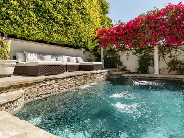 2027 Van Karajan Drive, Rancho Palos Verdes, California 90275, 3 Bedrooms Bedrooms, ,3 BathroomsBathrooms,Residential,Sold,Van Karajan,PV17082012