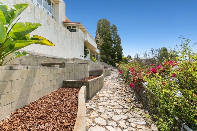 1108 Via Goleta, Palos Verdes Estates, California 90274, 5 Bedrooms Bedrooms, ,2 BathroomsBathrooms,Residential,Sold,Via Goleta,PV21150800