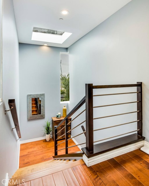 313 Anita Street, Redondo Beach, California 90278, 4 Bedrooms Bedrooms, ,3 BathroomsBathrooms,Residential,Sold,Anita,SB17165382