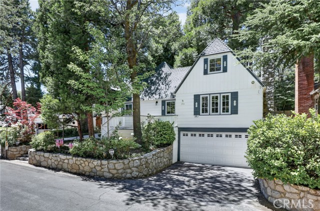 feature listing property photo