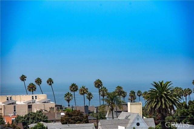 408 Francisca Avenue, Redondo Beach, California 90277, 5 Bedrooms Bedrooms, ,5 BathroomsBathrooms,Residential,Sold,Francisca,SB20169489