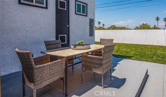 2517 Fisk Lane, Redondo Beach, California 90278, 4 Bedrooms Bedrooms, ,3 BathroomsBathrooms,Residential,Sold,Fisk,SB20145075