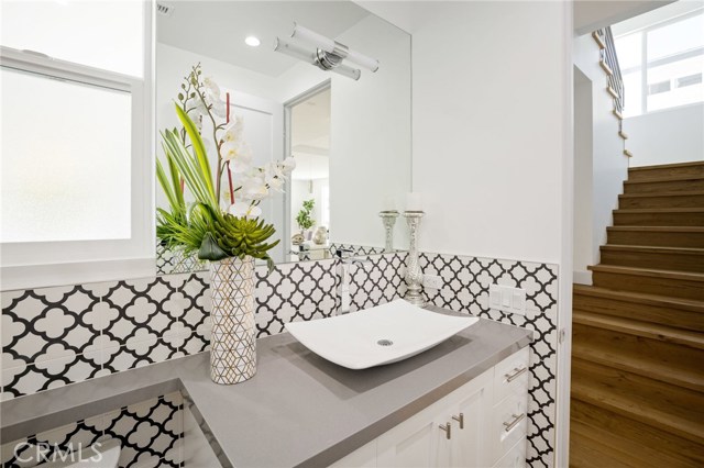 2006 Morgan Lane, Redondo Beach, California 90278, 4 Bedrooms Bedrooms, ,3 BathroomsBathrooms,Residential,Sold,Morgan,SB20119516