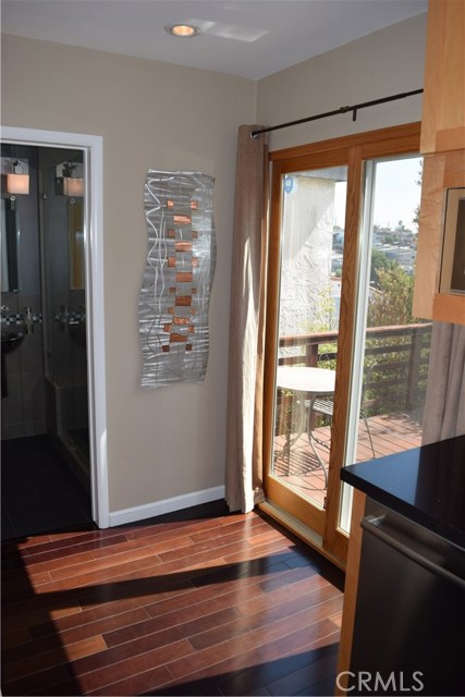 1604 Carlson Lane, Redondo Beach, California 90278, 4 Bedrooms Bedrooms, ,3 BathroomsBathrooms,Residential,Sold,Carlson,SB20206850