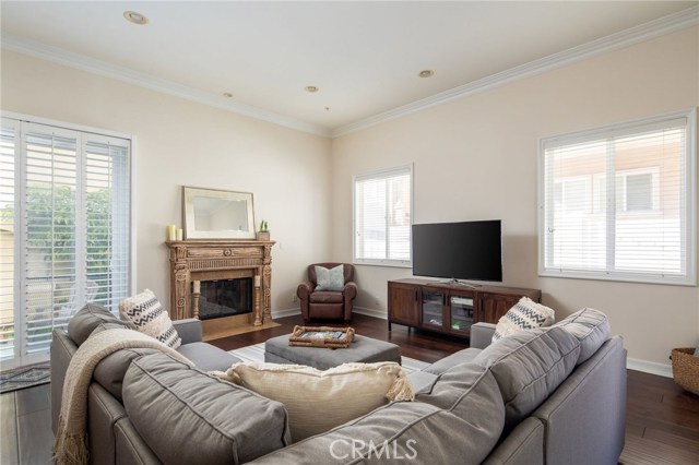 1916 Ruhland Avenue, Redondo Beach, California 90278, 4 Bedrooms Bedrooms, ,2 BathroomsBathrooms,Residential,Sold,Ruhland,SB19278624