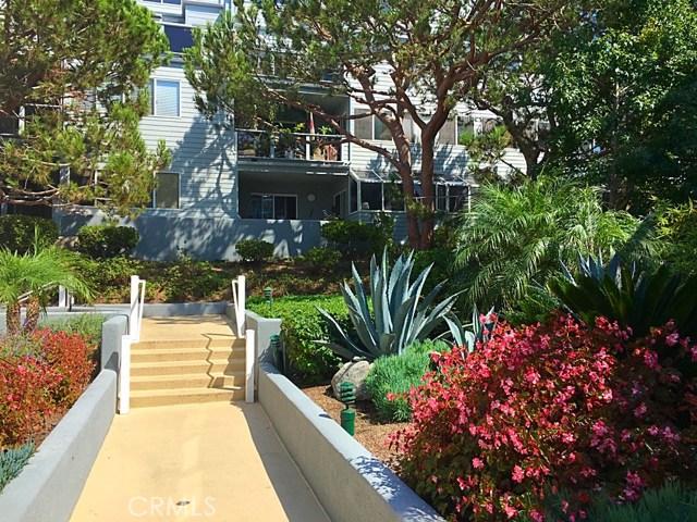 250 The Village, Redondo Beach, California 90277, ,1 BathroomBathrooms,Residential,Sold,The Village,PW17208890