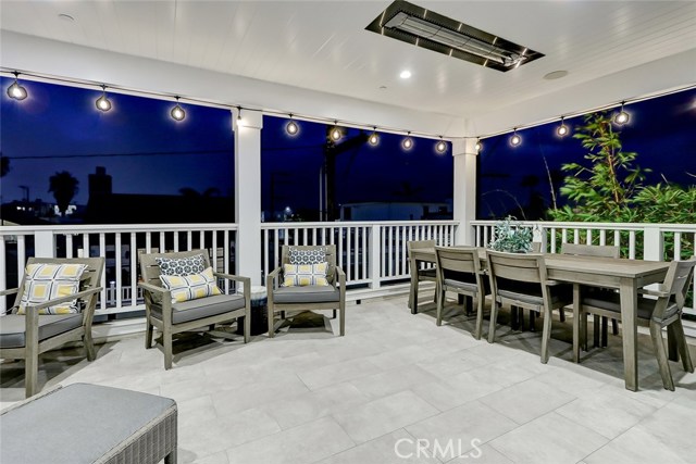 420 31st Street, Manhattan Beach, California 90266, 5 Bedrooms Bedrooms, ,2 BathroomsBathrooms,Residential,Sold,31st,SB20242729