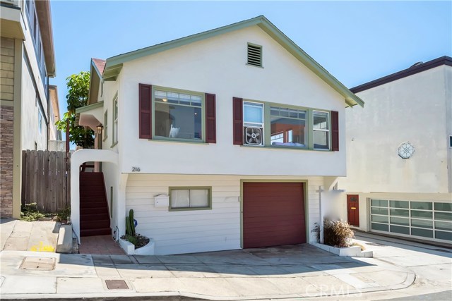 216 36th Street, Manhattan Beach, California 90266, 2 Bedrooms Bedrooms, ,2 BathroomsBathrooms,Residential,Sold,36th,SB20149445