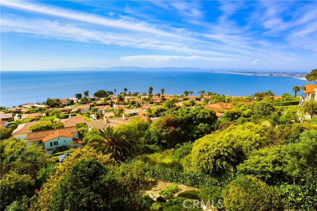773 Via Del Monte, Palos Verdes Estates, California 90274, 3 Bedrooms Bedrooms, ,5 BathroomsBathrooms,Residential,Sold,Via Del Monte,PV19125055