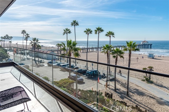 1208 The Strand, Manhattan Beach, California 90266, 2 Bedrooms Bedrooms, ,2 BathroomsBathrooms,Residential,Sold,The Strand,SB20234842