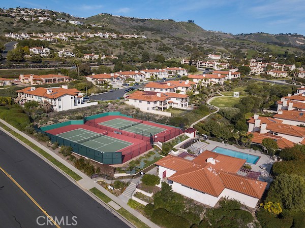 6501 Beachview Drive, Rancho Palos Verdes, California 90275, 3 Bedrooms Bedrooms, ,2 BathroomsBathrooms,Residential,Sold,Beachview,PV19012210