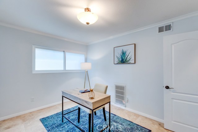 1717 Van Horne Lane, Redondo Beach, California 90278, 3 Bedrooms Bedrooms, ,1 BathroomBathrooms,Residential,Sold,Van Horne,PV19074395