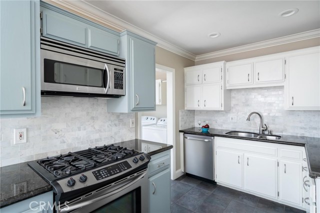 2708 184th Street, Redondo Beach, California 90278, 3 Bedrooms Bedrooms, ,1 BathroomBathrooms,Residential,Sold,184th,SB20213265