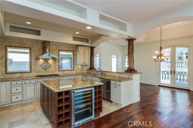 607 Guadalupe Avenue, Redondo Beach, California 90277, 4 Bedrooms Bedrooms, ,4 BathroomsBathrooms,Residential,Sold,Guadalupe,PV18043170