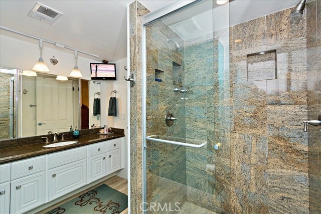 1405 Goodman Avenue, Redondo Beach, California 90278, 2 Bedrooms Bedrooms, ,2 BathroomsBathrooms,Residential,Sold,Goodman,SB19221927